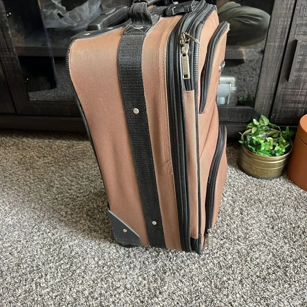 Ciao Luggage Carry On Wheeled Under The Plane Seat Brown Expand Bag Travel